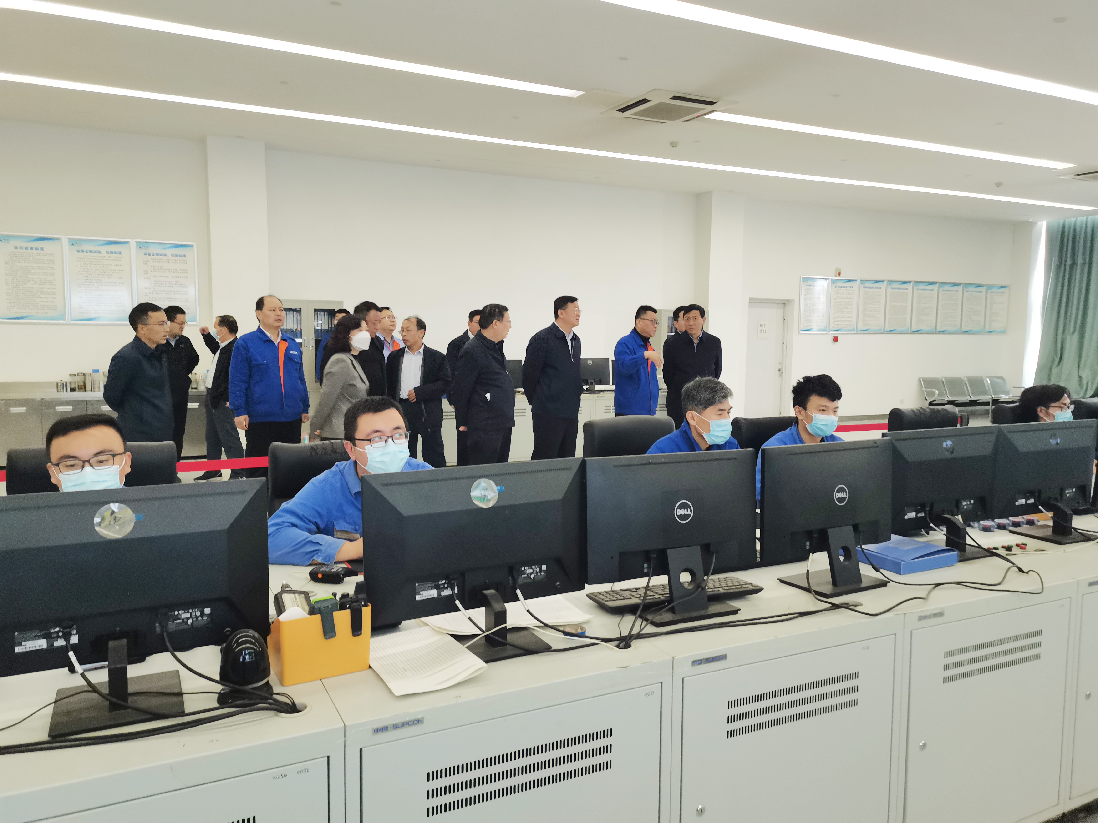 新泰市市长赵永斌一行莅临正大热电调研住民供暖准备事情