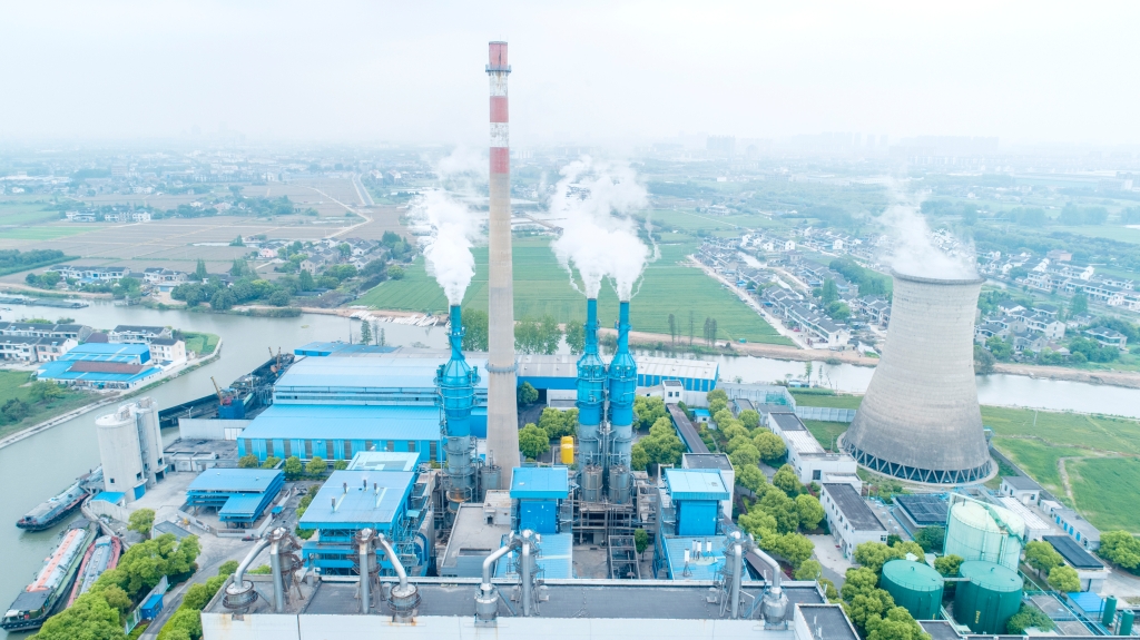 并购张家港永兴热电有限公司，项目装机规模为三炉两机，两台18MW（一抽一背）的发电机组，三台100T/H次高温次高压炉。